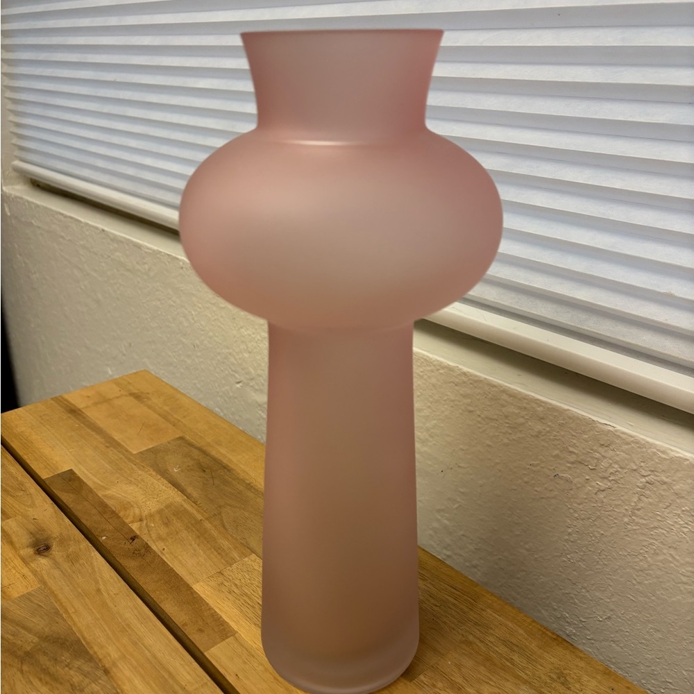 Modern Dopamine Pink Frosted Glass Vase